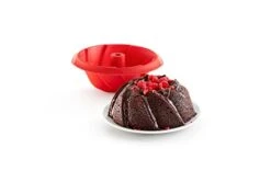 Lekue Spiral Savarin Bundt Pan, 21.6x21.6x7.8 Cm, Red