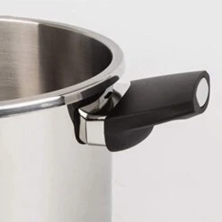 WETYG Stainless Steel Pressure Cooker With Easy Lock Lid，Adjustable Pressure Limiting Valve, -hand Operated Switch -Wilton Shop 31CgEYmR5FL