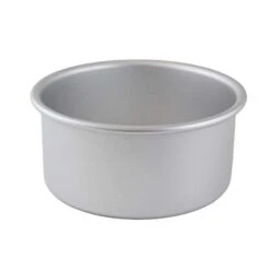 Round Cake Pan With Loose Base, 7 X 3-Inch