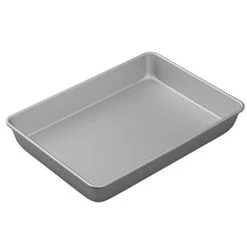 Wilton Performance Aluminum Pans 9 X 13-Inch Quarter Sheet Cake Baking Pan -Wilton Shop 31rgvoC6p1L