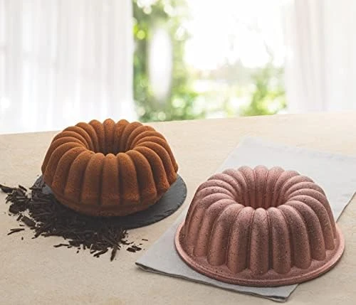 Exclusive & Novelty Collection Cake Pans (Daisy, Bordeaux) 8 Exclusive & Novelty Collection Cake Pans (Daisy, Bordeaux) - Image 6