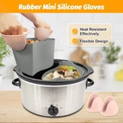 Silicone Slow Cooker Liners With 1 Pair Mini Silicone Oven Gloves, Slow Cooker Divider Liner Fit Crock-Pot 6-8 Quart,Silicone Crockpot Divider Reusable & BPA Free & Dishwasher Safe -Wilton Shop 410V5XYxOdL