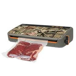 FoodSaver GameSaver Wingman Plus Vacuum Sealer, Camo -Wilton Shop 414DNHxQq9L