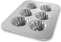 Bakeware Swirl Cupcake Pan, 6 Well, Nonstick & Quick Release Coating, Made In The USA From Aluminized Steel -Wilton Shop 41CjcizAMuL. AC