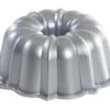 Nordic Ware Platinum Collection Bundt Pan, 6-Cup -Wilton Shop 41NyE6KHijL