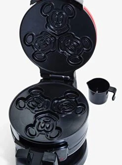 Disney's Mickey Mouse 90th Anniversary Double Flip Waffle Maker 12 Disney's Mickey Mouse 90th Anniversary Double Flip Waffle Maker -Wilton Shop 41RfUSDd6YL