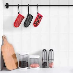 Cast Iron Skillet Handle Covers,Pot Handle Covers Heat Resistant,Pot Holders For Kitchen Heat Resistant,Machine Washable Handle Mitts 2 PCS(Striped) 20 Cast Iron Skillet Handle Covers,Pot Handle Covers Heat Resistant,Pot Holders For Kitchen Heat Resistant,Machine Washable Handle Mitts 2 PCS(Striped) -Wilton Shop 41S1aSJPNML