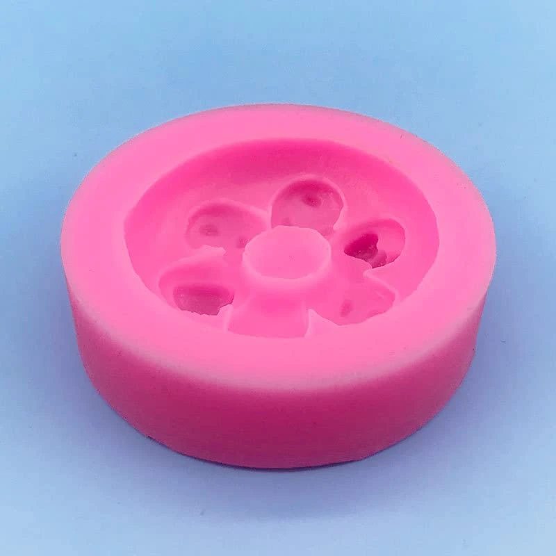 1PC DIY Bow Knot Strawberry Doughnut Mould Biscuit Mould Silica Gel Mould Dessert Chocolate Mould Turn Sugar Mould Drip Mould Baking Mould Mousse Mould 6 1PC DIY Bow Knot Strawberry Doughnut Mould Biscuit Mould Silica Gel Mould Dessert Chocolate Mould Turn Sugar Mould Drip Mould Baking Mould Mousse Mould - Image 4