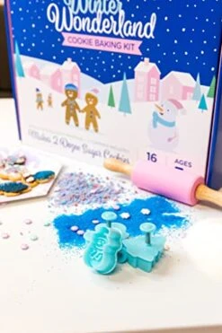 Cookie Cups Winter Wonderland Kids Cookie Baking Set For Girls And Boys Aged 3 Years & Up, Baking Kit For Fun & Realistic Baking Experience With Complete Ingredients -Wilton Shop 41VsM86Hr8L