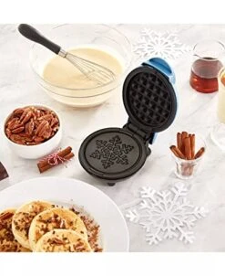 Dash Ash Snowflake Waffle Maker BLUE -Wilton Shop 41X37eJTwML