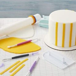 Wilton Basic 3-Piece Fondant And Gum Paste Tool Set, White And Purple -Wilton Shop 41bvGjxfcPL