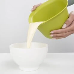 Brabantia Small Mixing Bowl, Plastic, Green, 1.5 Litre -Wilton Shop 41dh3MDVIQL