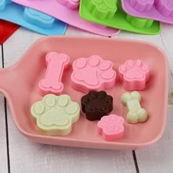 Dog Paw And Bone Shaped Silicone Mold, Non-Stick Food Grade, Ice Tray, Reusable Silicone Mold, Used For Chocolate, Candy, Cupcake, Pudding, Jelly, Puppy Biscuit (5 Pcs) -Wilton Shop 41fM70tr3dL