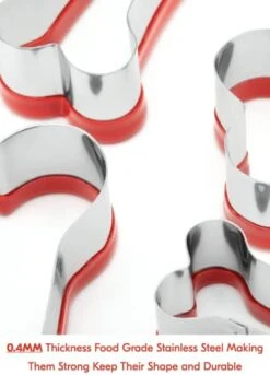 4Pcs Large Dog Bone Cookie Cutters Set, Dog Treats Cookie Cutter, Dog Bone Shapes Cutters, Homemade Dog Biscuit Treats Cutters, Coated With Soft PVC For Protection,4.7" 3.9'' 3.2'' 2.4" -Wilton Shop 41k3fwrTinL