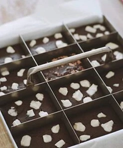 Wnie Cutter Stainless 100% Heavy Duty Baking Pan With Slicer Ensures Perfect Crispy Edges Baking Pan Bakeware For Oven Baking Bakeware Cake Portion Cutter (9x9 Inch) -Wilton Shop 41neEuvSNTL