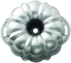 Nordic Ware Platinum Collection Anniversary Bundt Pan -Wilton Shop 41t3BvAwL. AC