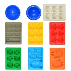 Set Of 8 Star Wars Silicone Ice Trays/Chocolate Molds: Stormtrooper, Darth Vader, X-Wing Fighter, Millennium Falcon, R2-D2, Han Solo, Boba Fett, And Death Star -Wilton Shop 513faUfXAvL