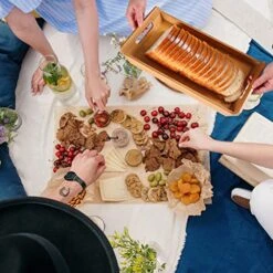 Bamboo Bread Slicer For Homemade Bread, Crumb Catcher, Collapsible And Compact Bread Cutter With 3 Sizes Cutting Guide -Wilton Shop 515gmIIw0QL