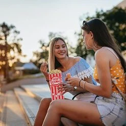 100 Pieces Paper Popcorn Bags, 1 Oz Popcorn Bags Individual Servings For Popcorn Machine Party, Pop Corn Bag Bulk -Wilton Shop 51DFW1b4FUL