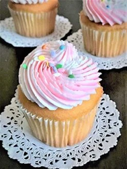 White Decorative 4 Inch Round Paper Lace Table Doilies – Great For Serving Small Treats Or Rolling Around Silverware (pack Of 100) -Wilton Shop 51DeF6vRzqL