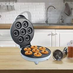 Mini Donut Maker Machine For Home, Makes 7 Doughnuts, 1200W, Nonstick Surface For Kids, A Unique Mini Appliance Gift -Wilton Shop 51HPjw5D48L