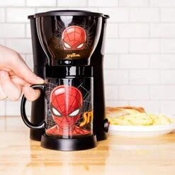 Spider-Man Single Cup Coffee Maker With Mug- Cup A Joe With Spidey -Wilton Shop 51PiJvLNjrL