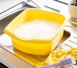 631895 9.5 Litre Large Rectangular Bowl, Yellow -Wilton Shop 51Wu0gzqJxL