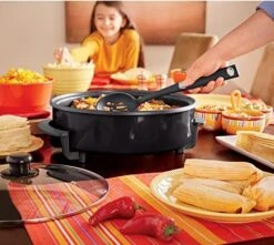 Ginny's 14" Family Skillet, Delicious Red