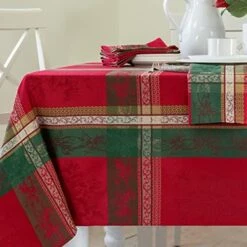 Holiday Legacy Yarn Dyed Jacquard Fabric Table Cloth, Holiday, Winter, And Christmas Tablecloth (Multi, 60" X 120" Rectangular) -Wilton Shop 51a9QNASxgL. AC 1