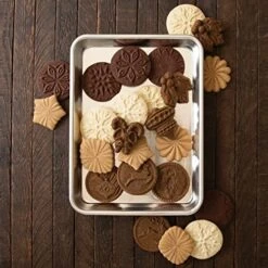 Nordic Ware Prism Quarter Sheet, Metallic -Wilton Shop 51qQkK2dl7L