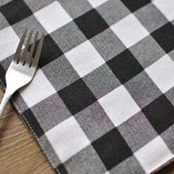KIMODE Cotton Buffalo Plaid Placemats Set Of 4, 13" X 19" Farmhouse Black/White Hand-Woven Checkered Heat Resistant Kitchen Table Mats, Dinning Table Linen Machine Washable Minimalist Home Decorative -Wilton Shop 51tXk4eDiNL