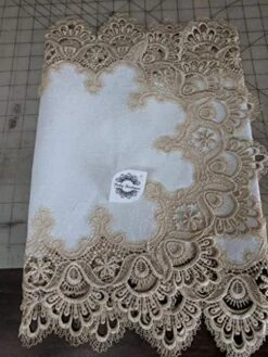 Table Runner With Gold European Lace And Antique Fabric, Size 34 X 15 Inches -Wilton Shop 51uysmwERUL