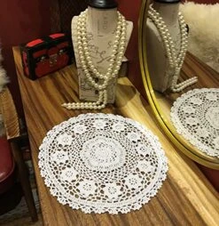 Janef White Handmade Crochet Doilies Cotton Table Mats Lace Doilies Doily Round Lace Placemats Crochet Placemat 12 Inches 2pc -Wilton Shop 617UfHkxXEL