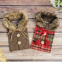 6 Pieces Christmas Sweater Wine Bottle Covers Plaid Wine Bottle Clothes Linen Wine Bottle Dress With Faux Fur Collar And Button Coat Design Wine Bottle Bags For Xmas Party Decorations (6) 13 6 Pieces Christmas Sweater Wine Bottle Covers Plaid Wine Bottle Clothes Linen Wine Bottle Dress With Faux Fur Collar And Button Coat Design Wine Bottle Bags For Xmas Party Decorations (6) -Wilton Shop 61JaGVtREtL