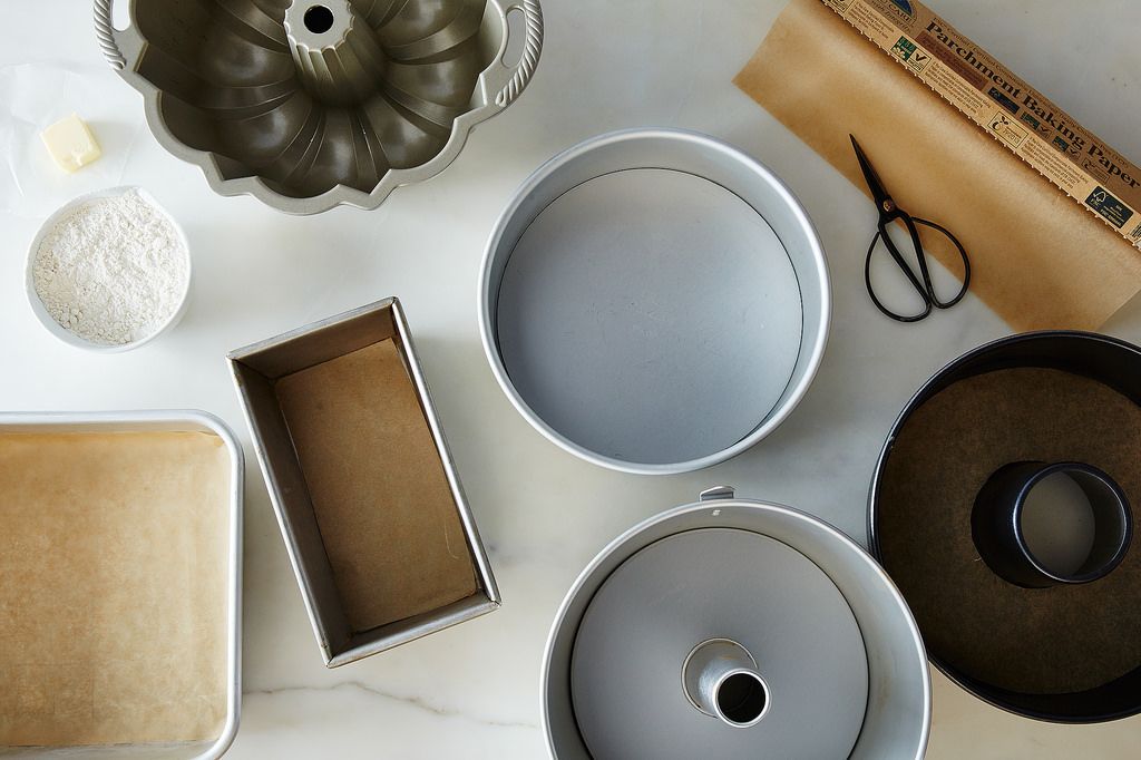 Wilton Shop -Wilton Shop prep your cake mould